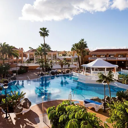 Beachfront Bliss - Tenerife Royal Gardens Appartement