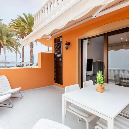 Beachfront Bliss - Tenerife Royal Gardens Apartment *