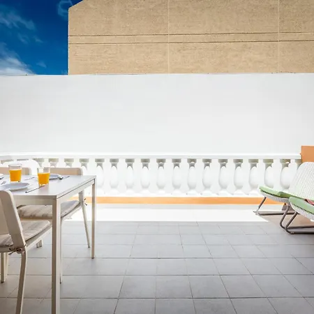 Beachfront Bliss - Tenerife Royal Gardens Appartement Playa de las Américas